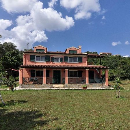 Christiana'S Home Next To Dassia Beach Εξωτερικό φωτογραφία