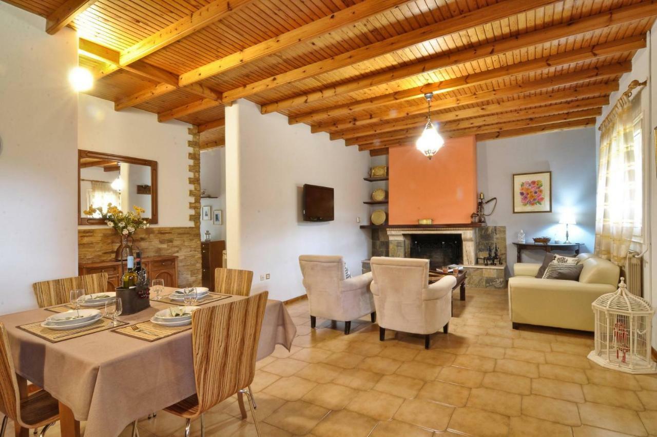 Christiana'S Home Next To Dassia Beach Εξωτερικό φωτογραφία
